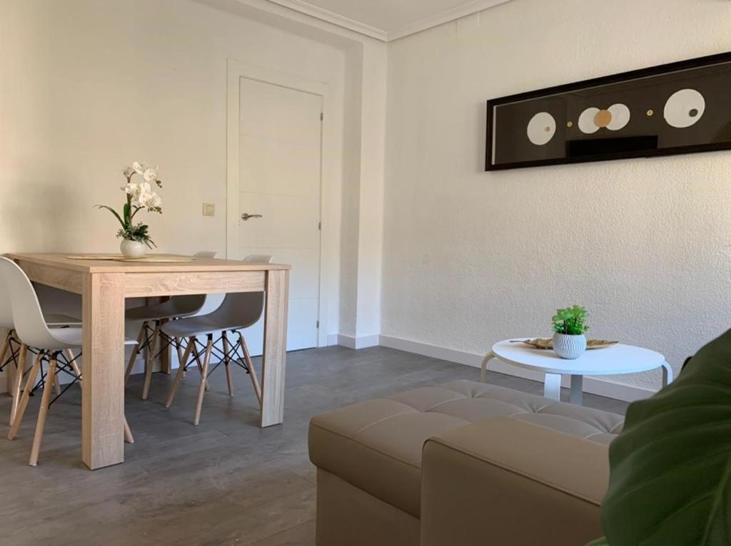 فالنسيا Espectacular Apartamento A 100Mt De La Playa Las Arenas المظهر الخارجي الصورة