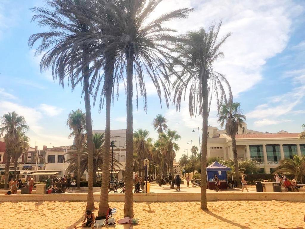فالنسيا Espectacular Apartamento A 100Mt De La Playa Las Arenas المظهر الخارجي الصورة